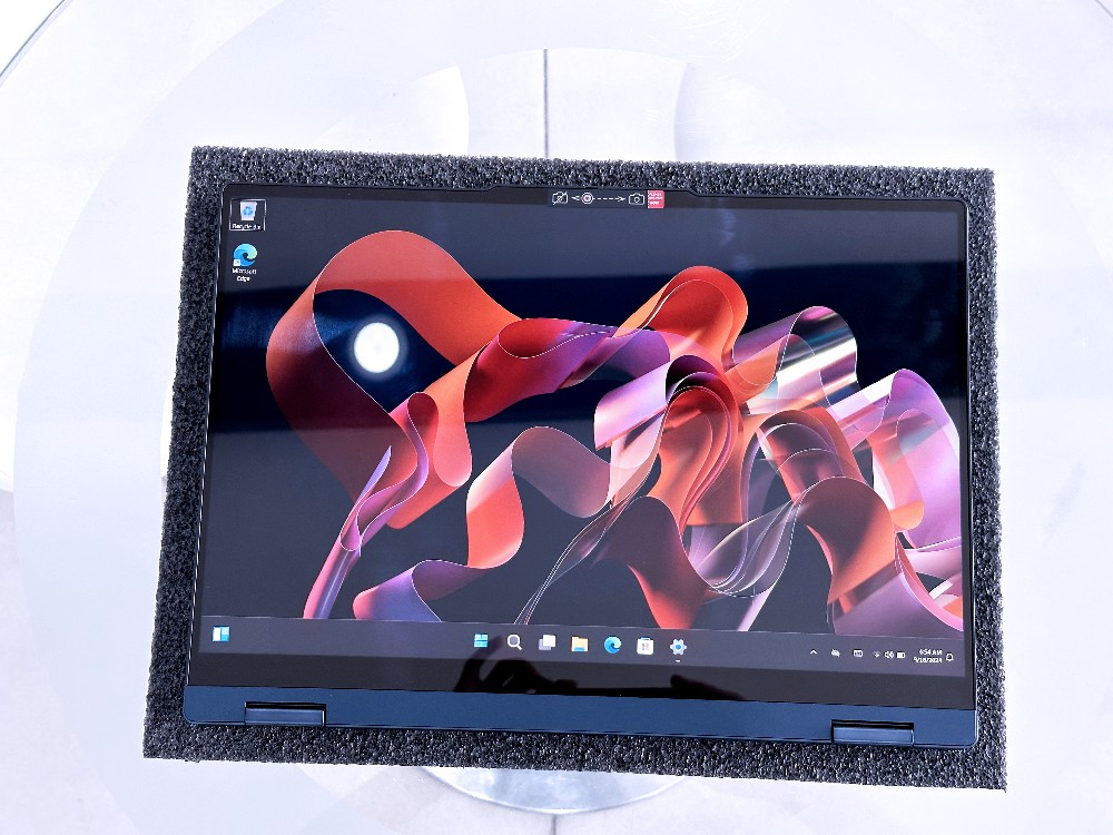 Lenovo IdeaPad 5 2 in 1 16IRU9