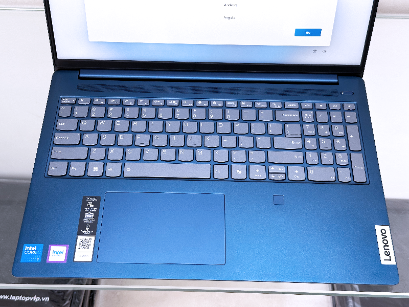 Lenovo IdeaPad Slim 5 16IRU9