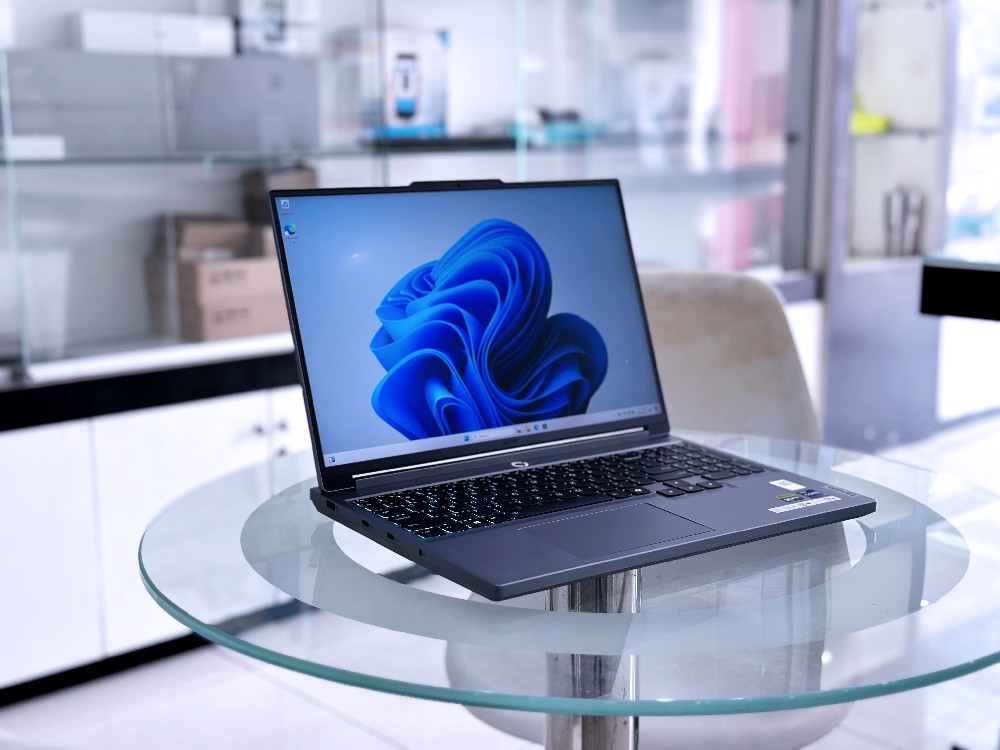 Lenovo Legion 5 16IRX9