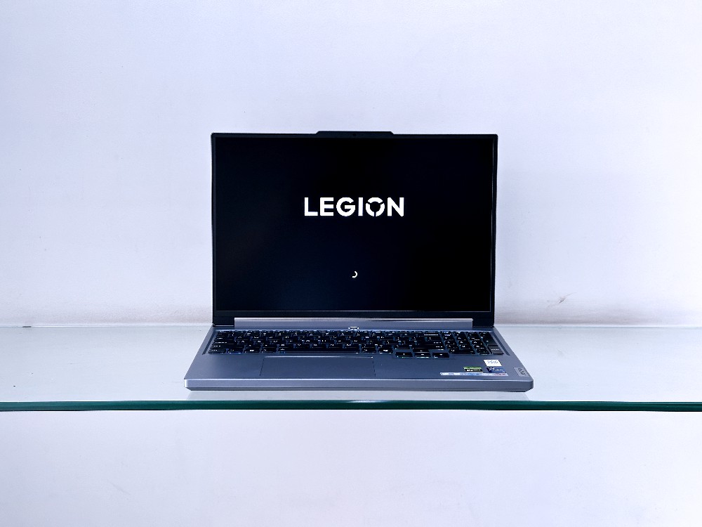Lenovo Legion 5 16IRX9