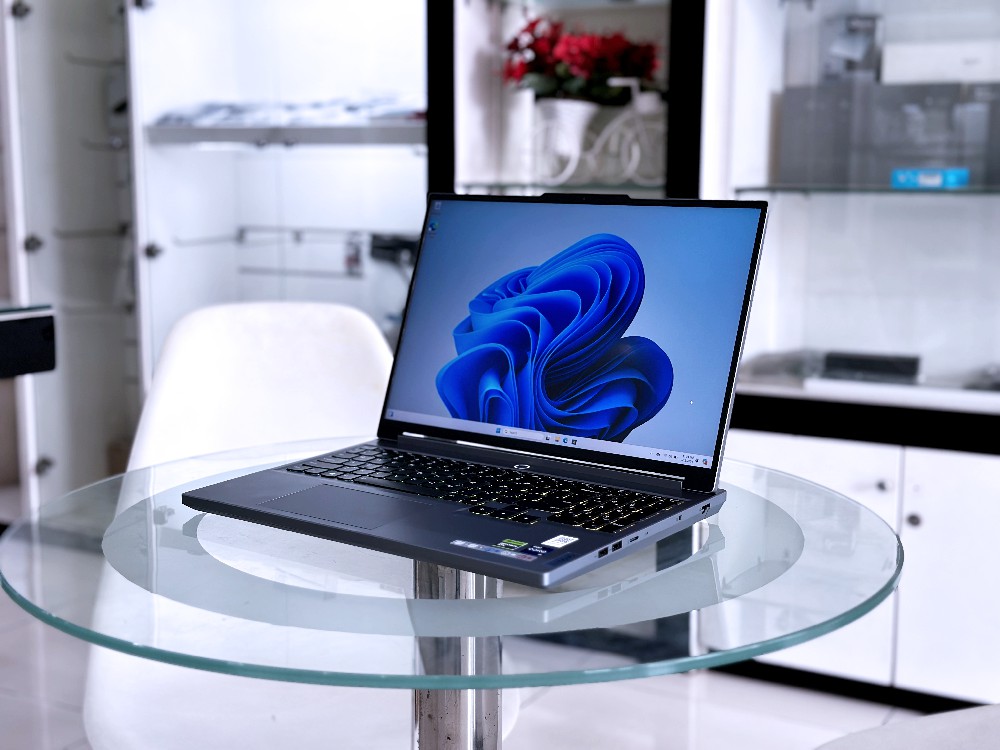 Lenovo Legion 5 16IRX9