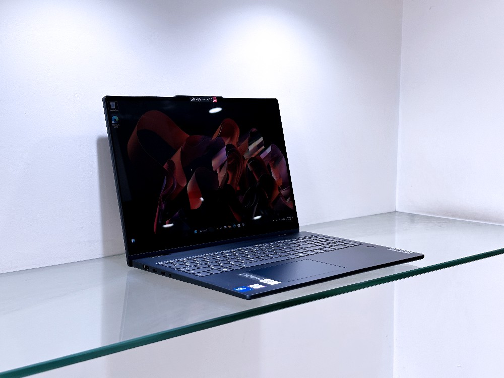 Lenovo IdeaPad 5 2 in 1 16IRU9