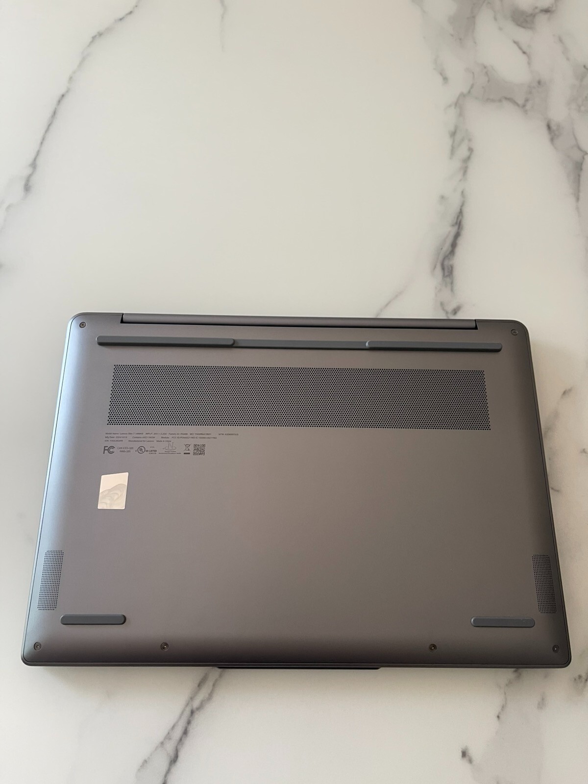 Lenovo Slim 7 14IMH9