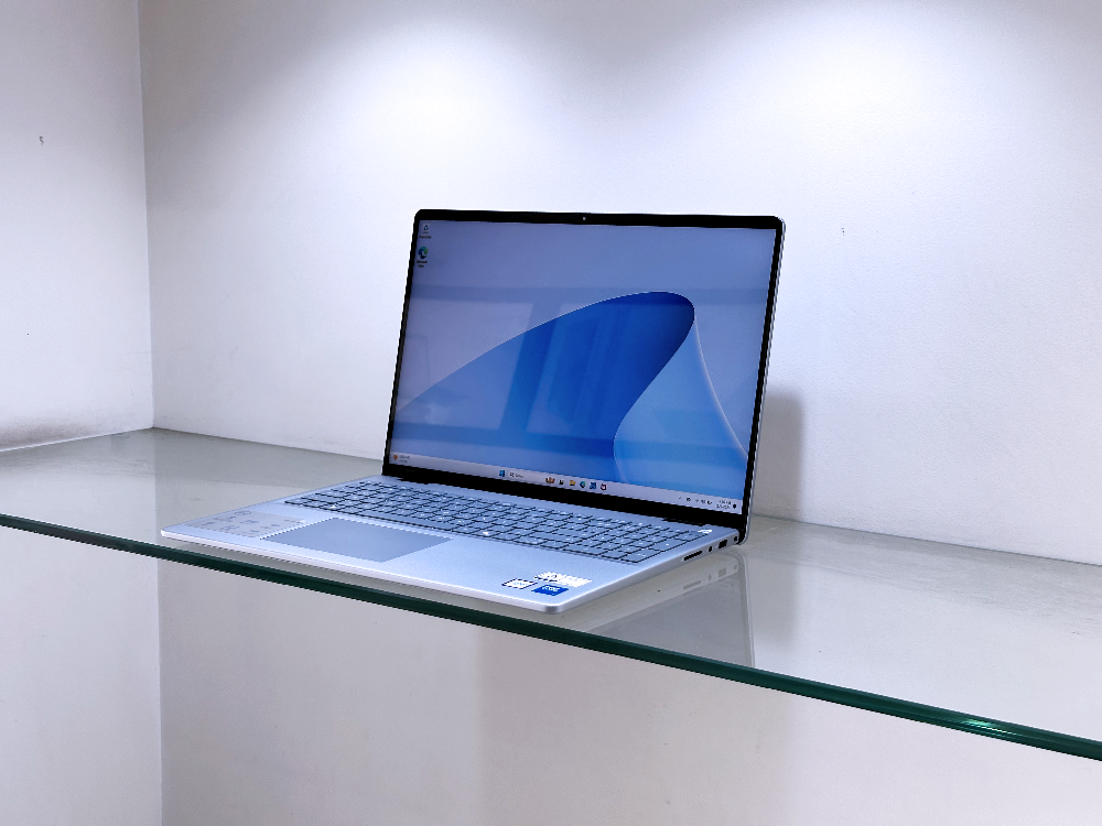 Dell Inspiron 16 5640