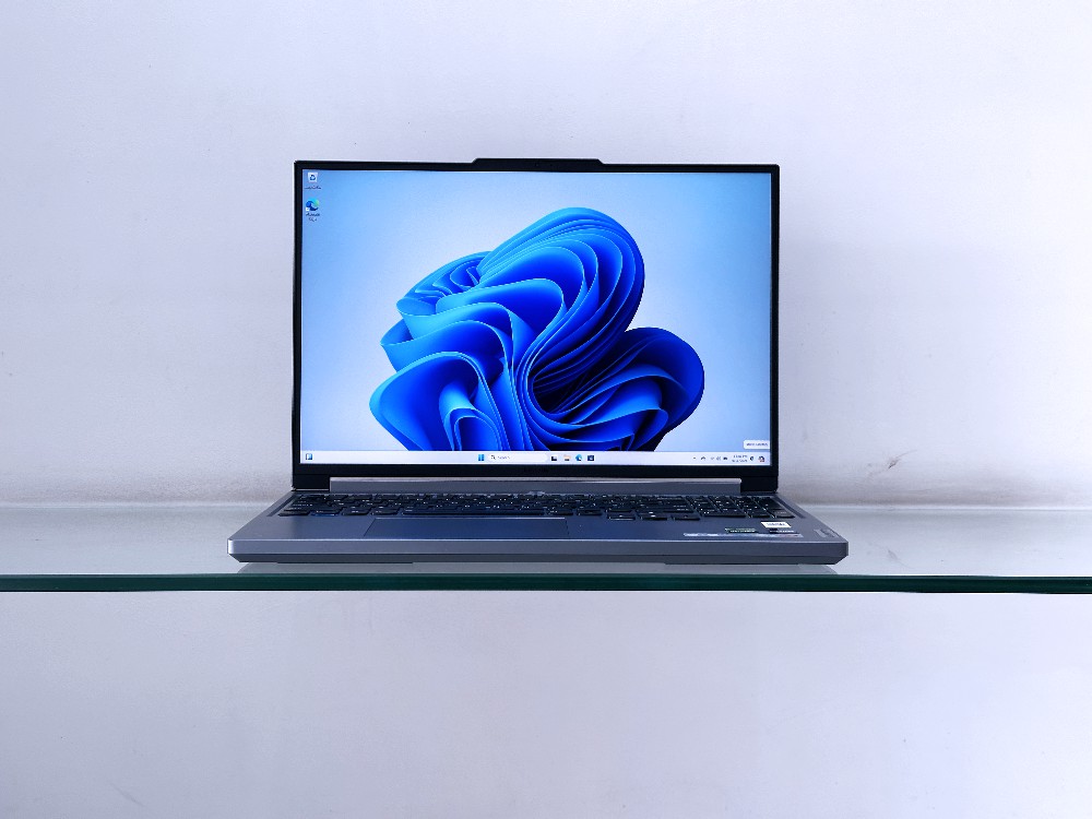 Lenovo Legion 5 16IRX9