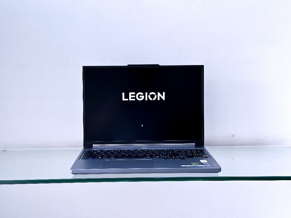 Lenovo Legion 5 16IRX9