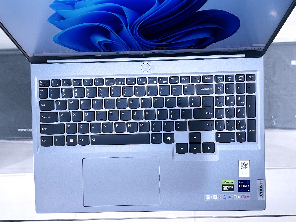 Lenovo Legion 5 16IRX9